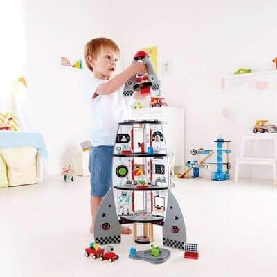 Hape four stage rocket ship