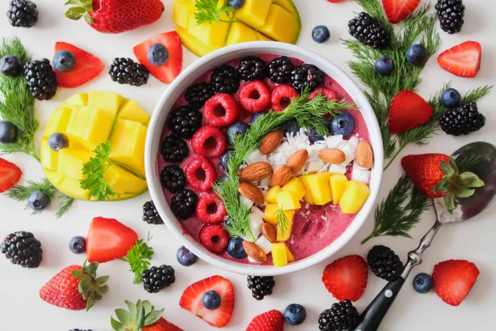 Fruit smoothie bowl