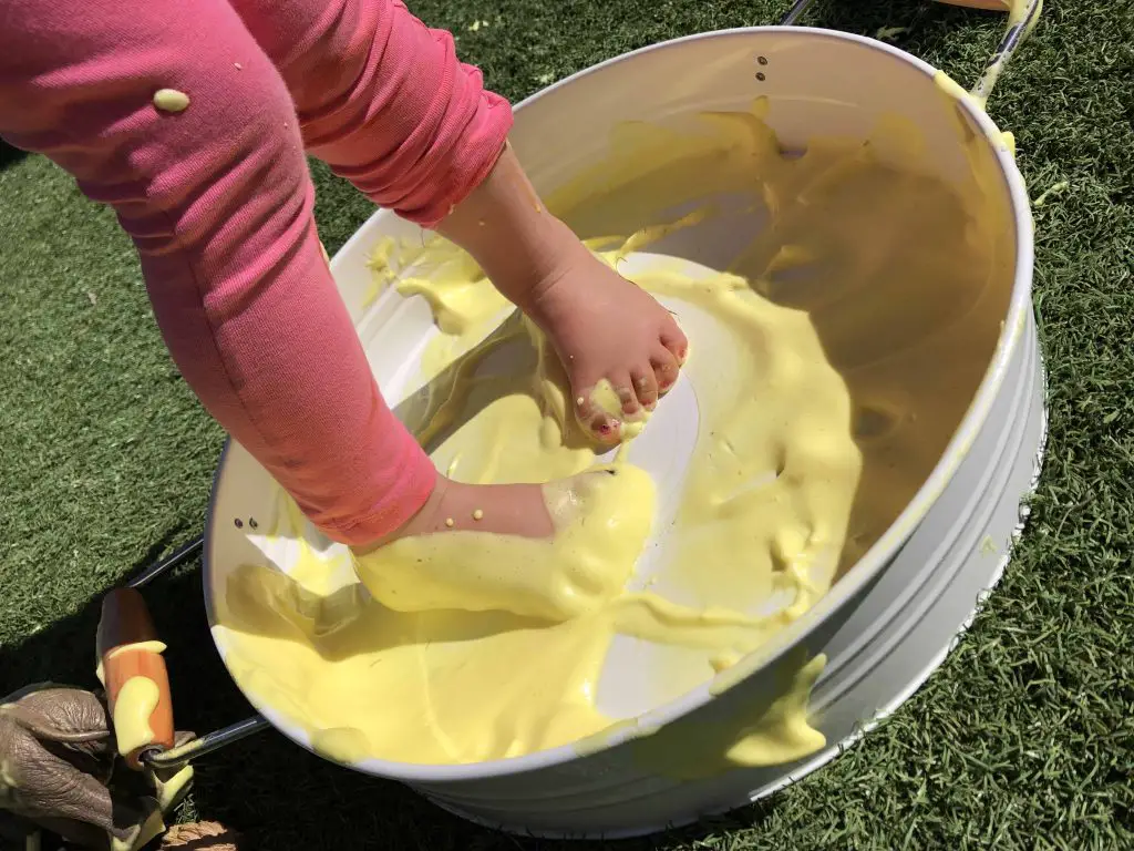 sensory play aquafaba foam 