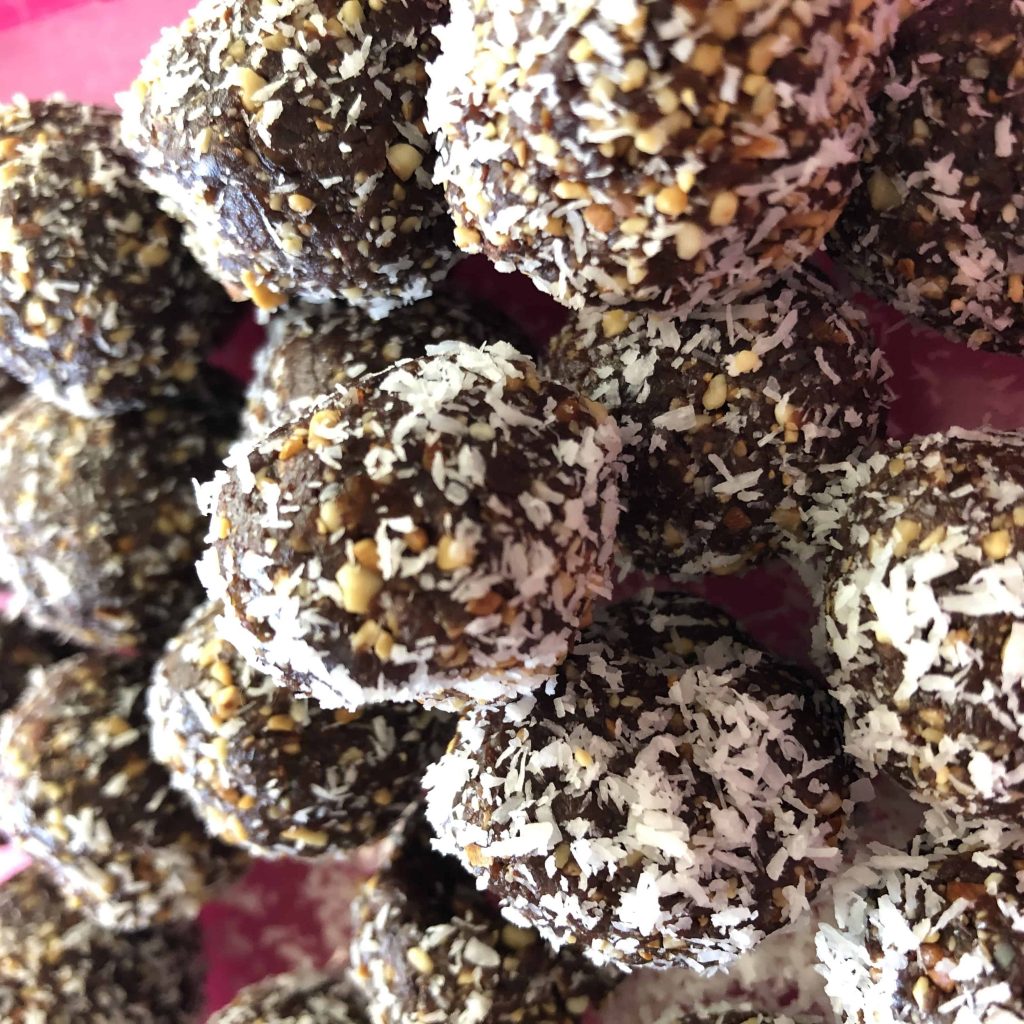 Choc peppermint bliss balls