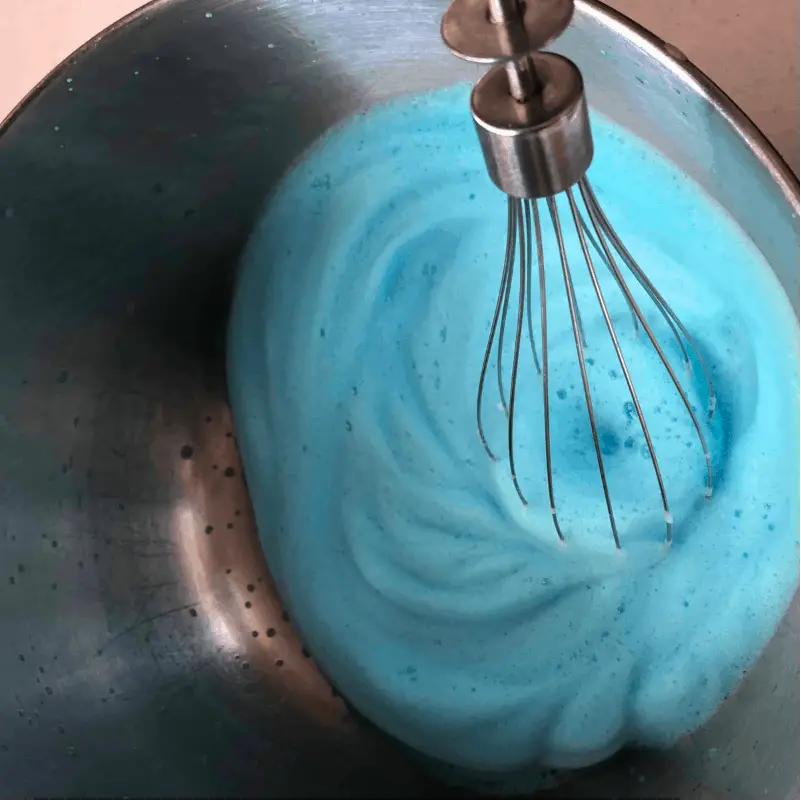 Making rainbow soap foam
