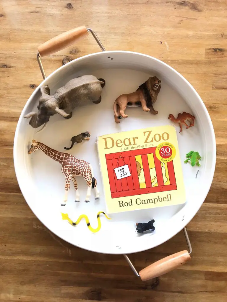 Story Tray – Dear Zoo