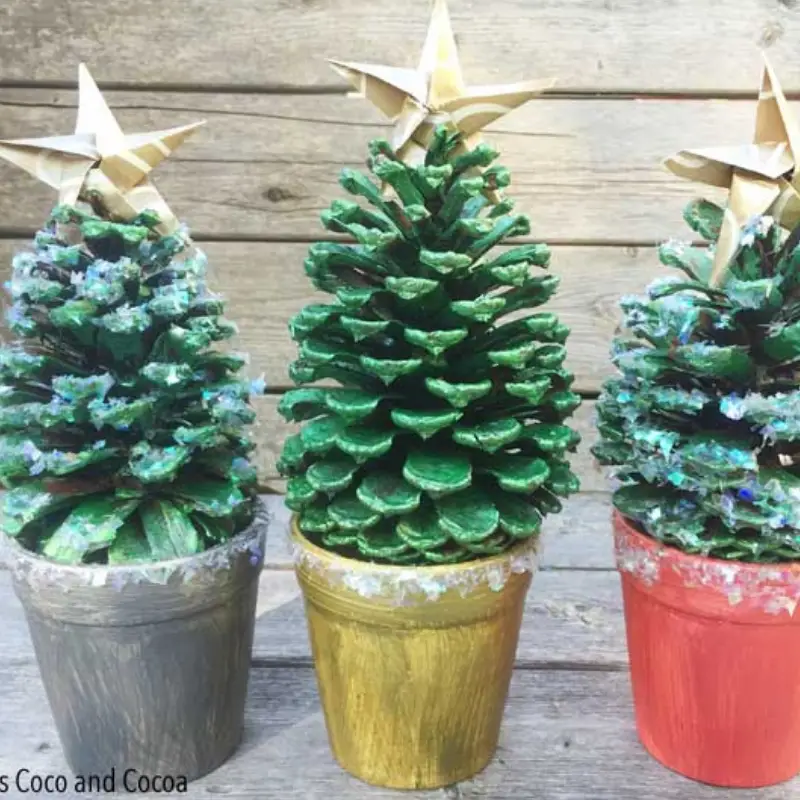 holiday pinecone trees