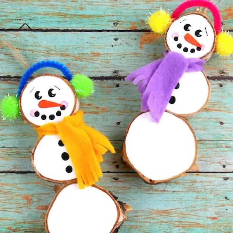 Wood slice snowmen