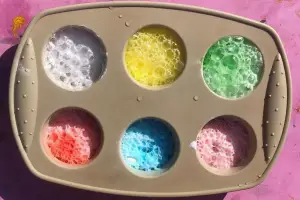 Hidden colours science experiment